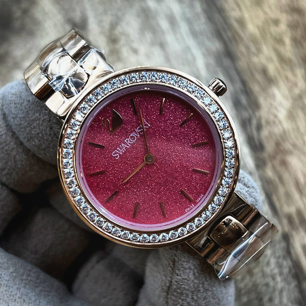 Часы Swarovski