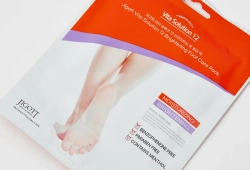 JIGOTT Маска-носочки для ног Vita Solution 12 Brightening Foot Care Pack (10 мл)
