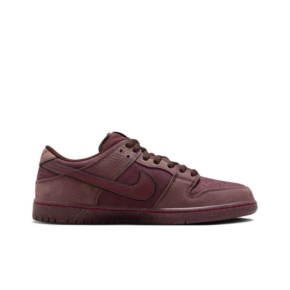Nike SB Dunk Low 'City Of Love Burgundy Crush'
