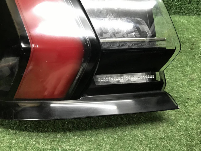 Фонарь левый внешний Zeekr 001 (2021-н.в.)