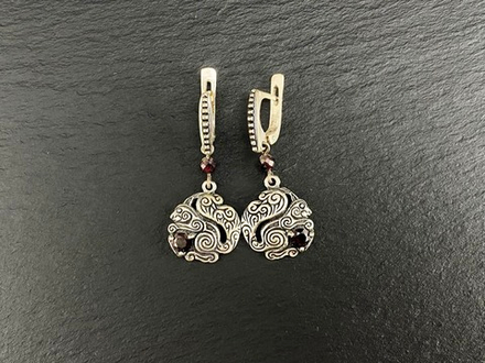 Серьги длинные "Белка Рататоск".