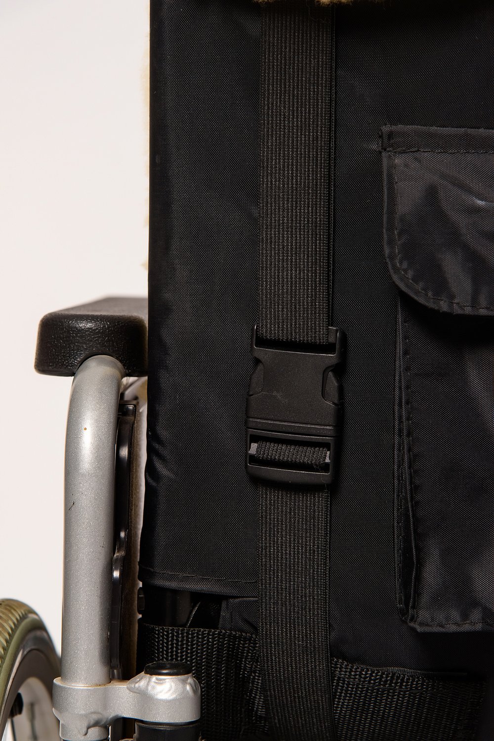 Накидка на инвалидное кресло