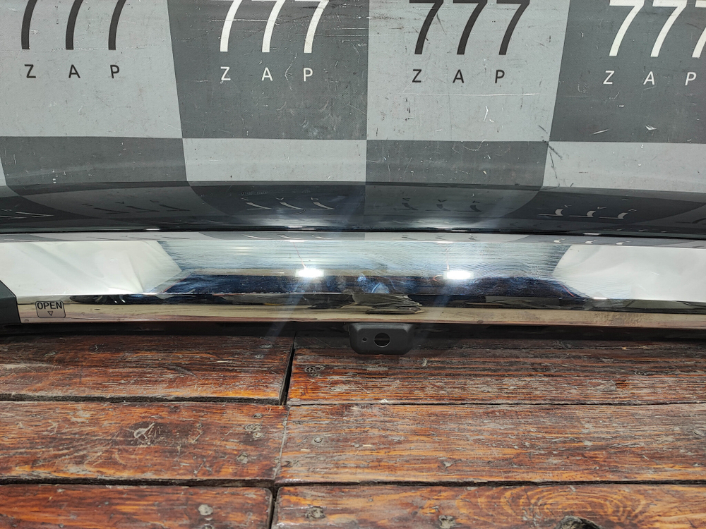 Накладка двери багажника верхняя Tank 500 21-нв Б/У Оригинал 5506300XKV3BB