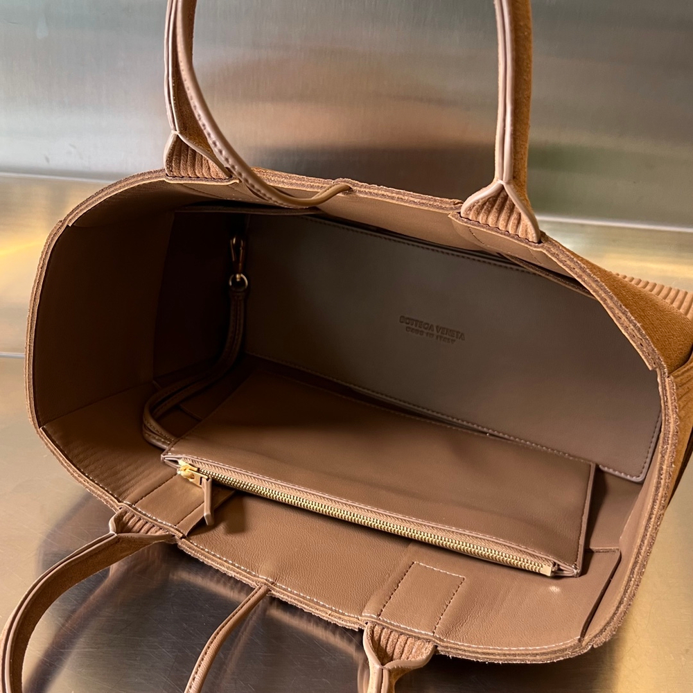 Bottega Veneta Small Arco Tote Bag
