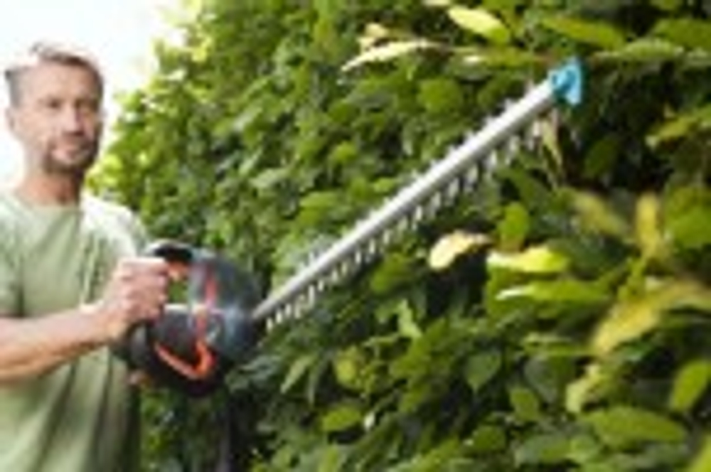 Ножницы-кусторез электрические GARDENA 09835-20.000.00 для живой изгороди powercut 700/65