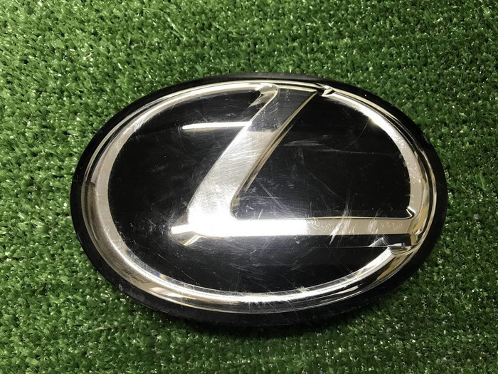 Эмблема решетки радиатора Lexus RX 4 (2019-2022)