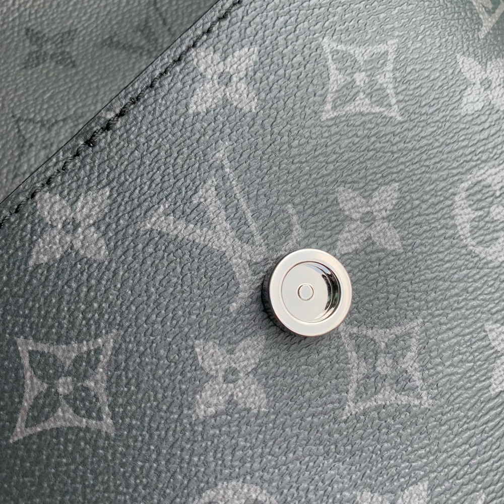 Louis Vuitton Pulse Wearable Wallet