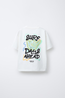 ZARA ФУТБОЛКА С ПРИНТОМ «ГРАФФИТИ», ЖЕЛТОВАТО-БЕЛЫЙ