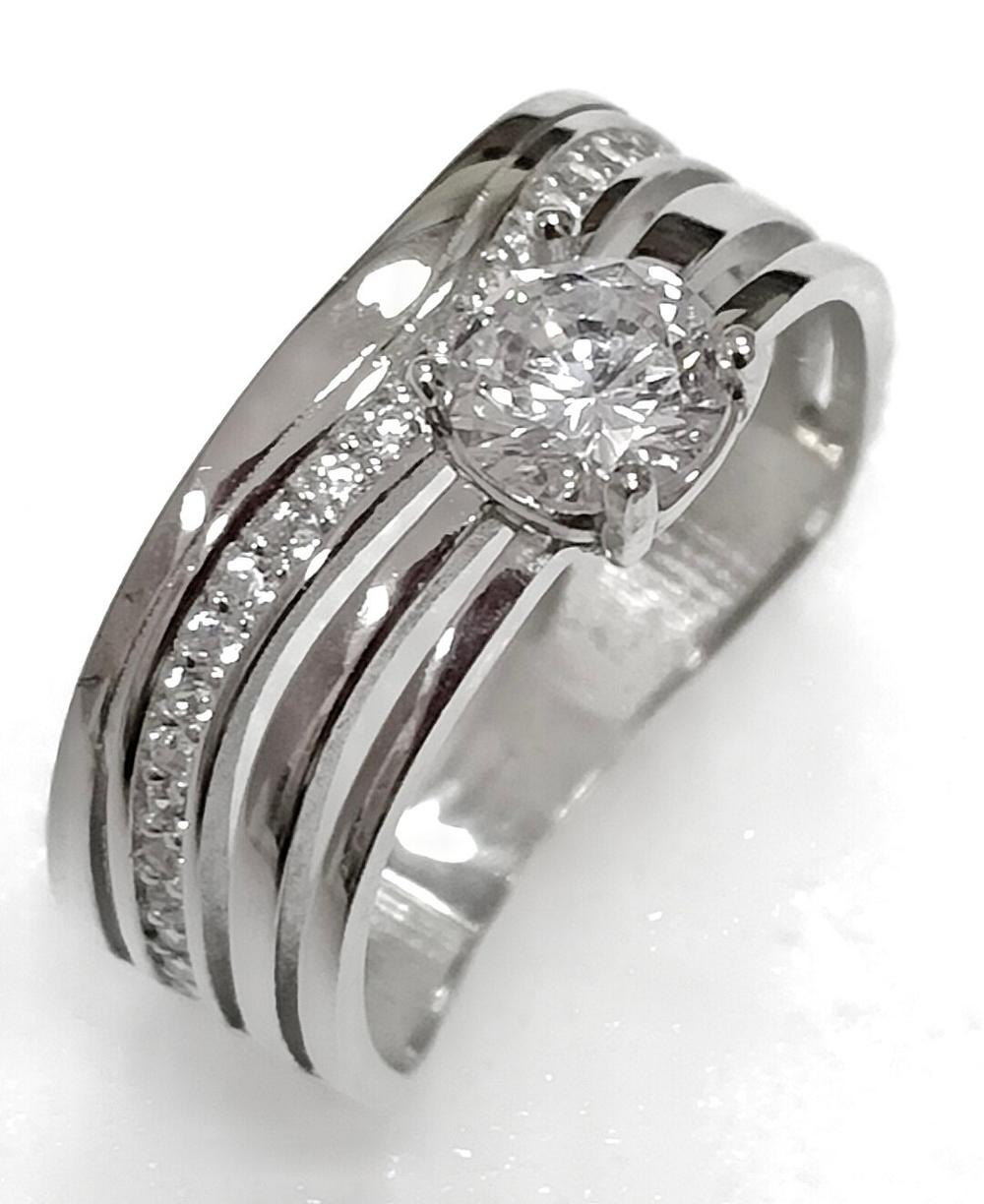 "Эстерелла" - ювелирное кольцо из серебра 925-й пробы