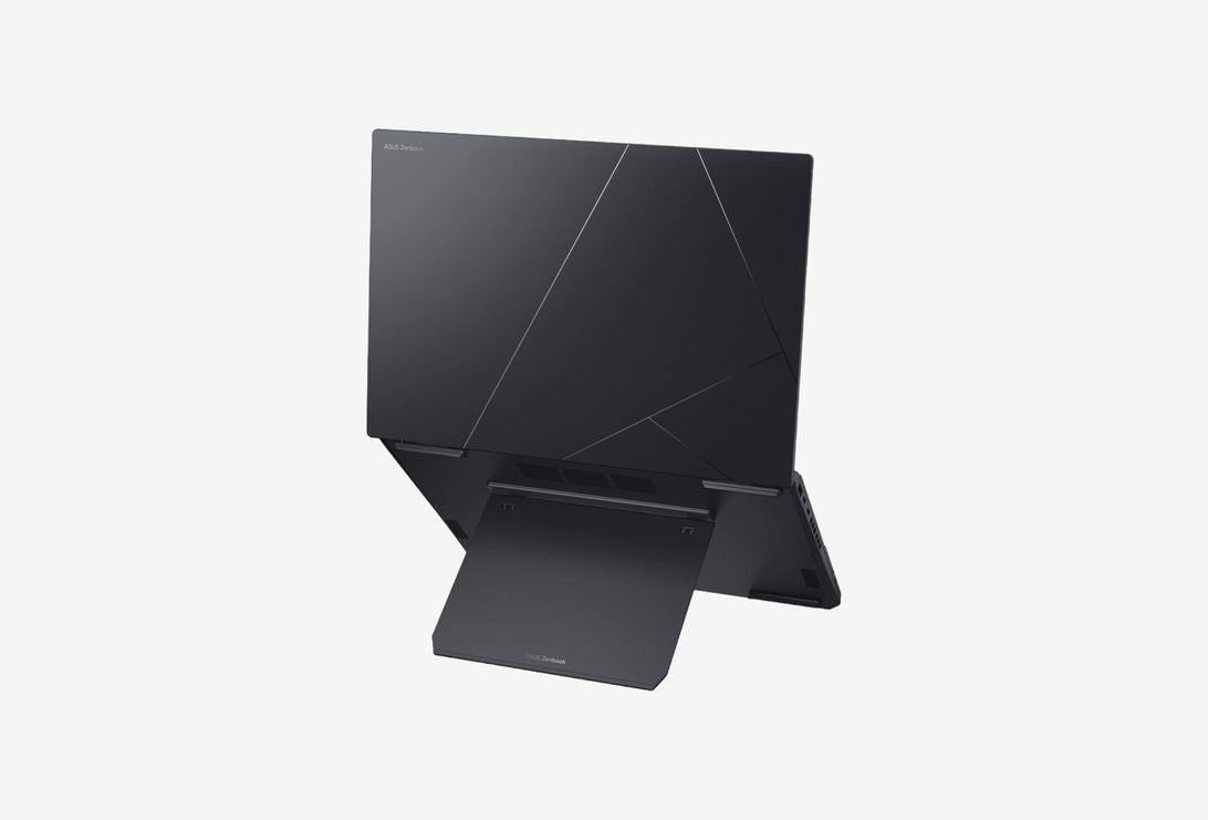 UX8406MA-QL344X_10251223120204