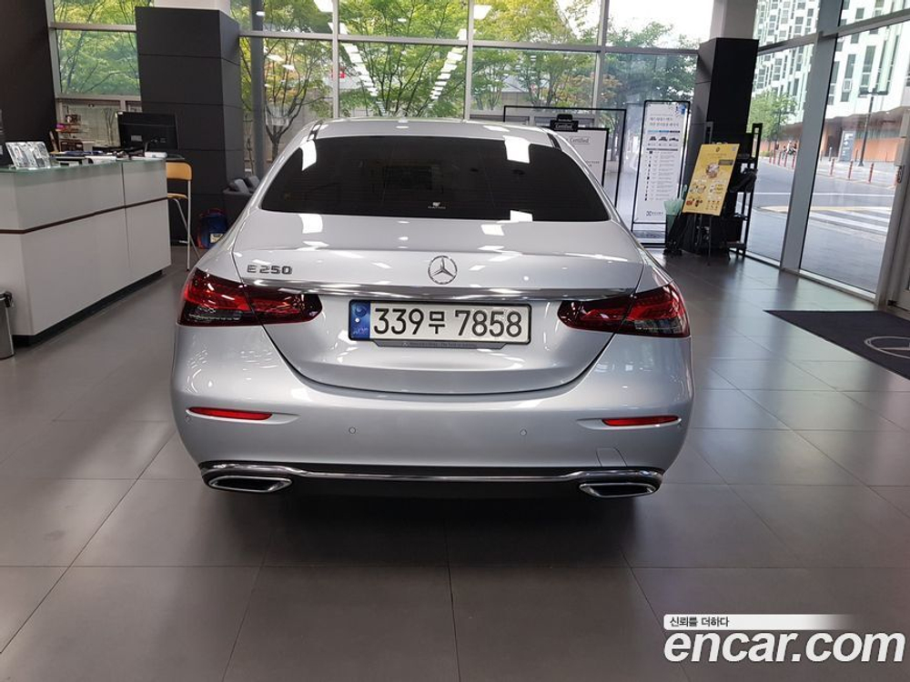 Mercedes-Benz E-Class W213 E250 Avangarde (07.2021)