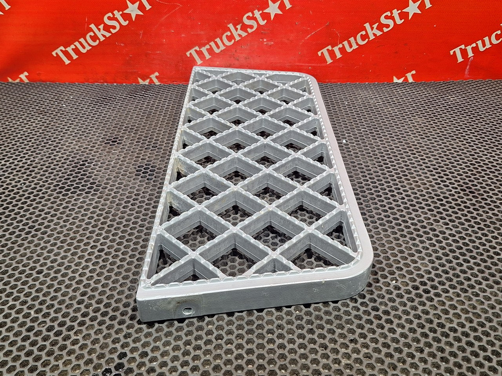 Ступенька подножки 2023г.