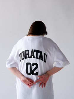 Футболка унисекс TORATAU 02