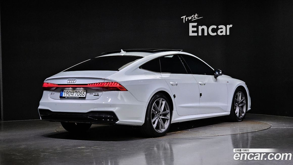 Audi A7 (4K) 55 TFSI Quattro Premium (01.2022)