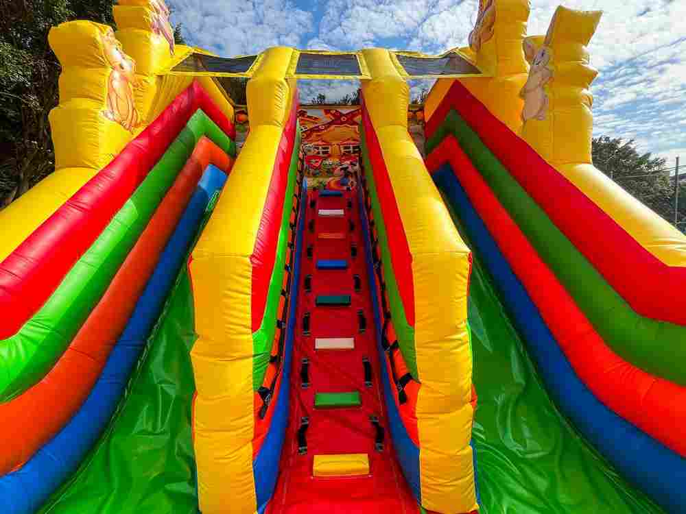 Надувной батут-горка «Славянский 2», 6x4x4.5 м