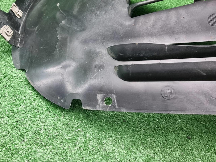 Подкрылок передний левый Mercedes GLE V167 (18-24)