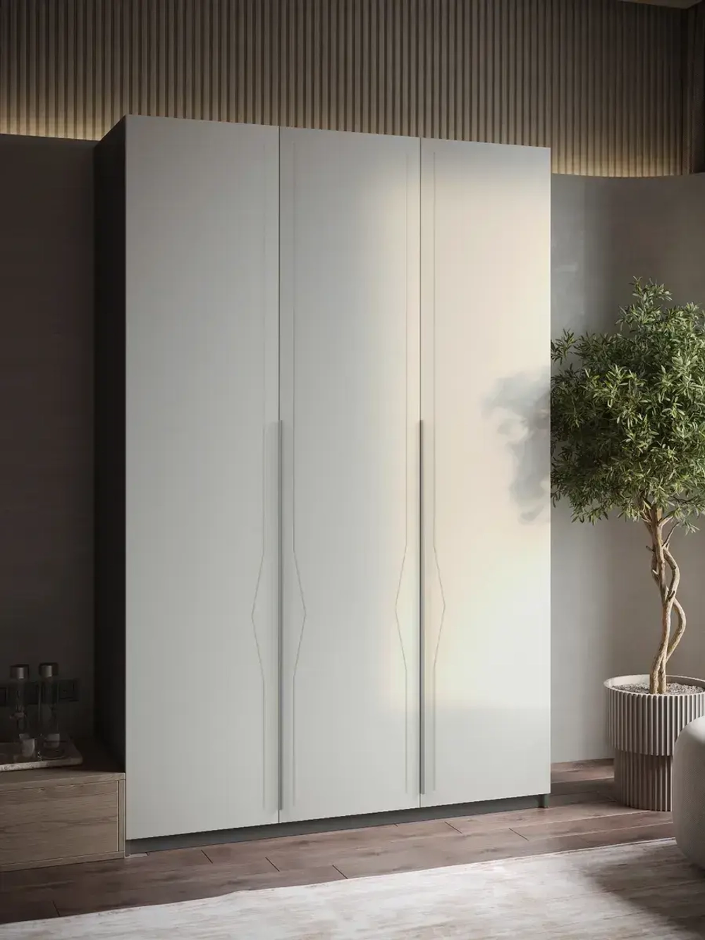 Шкаф распашной 150х50х220 трёхдверный Mirage 8