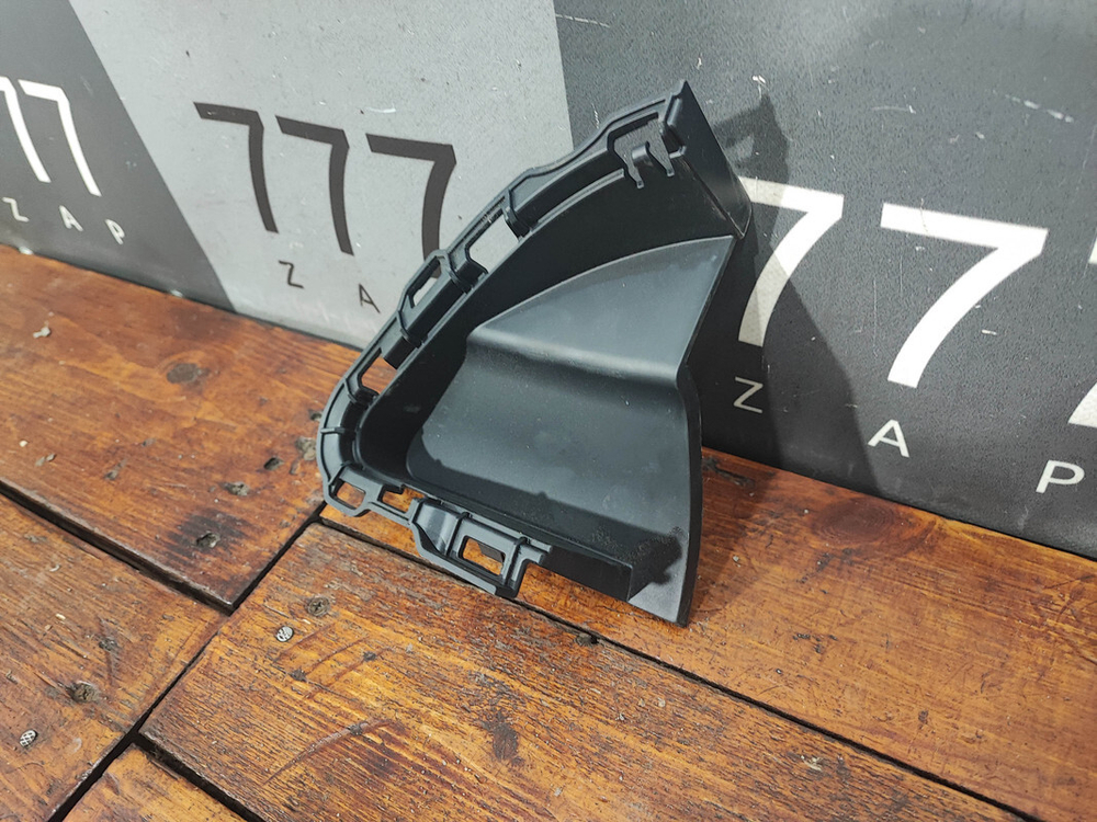 Накладка решетки бампера GLS (X167) Новая Оригинал A1678853206