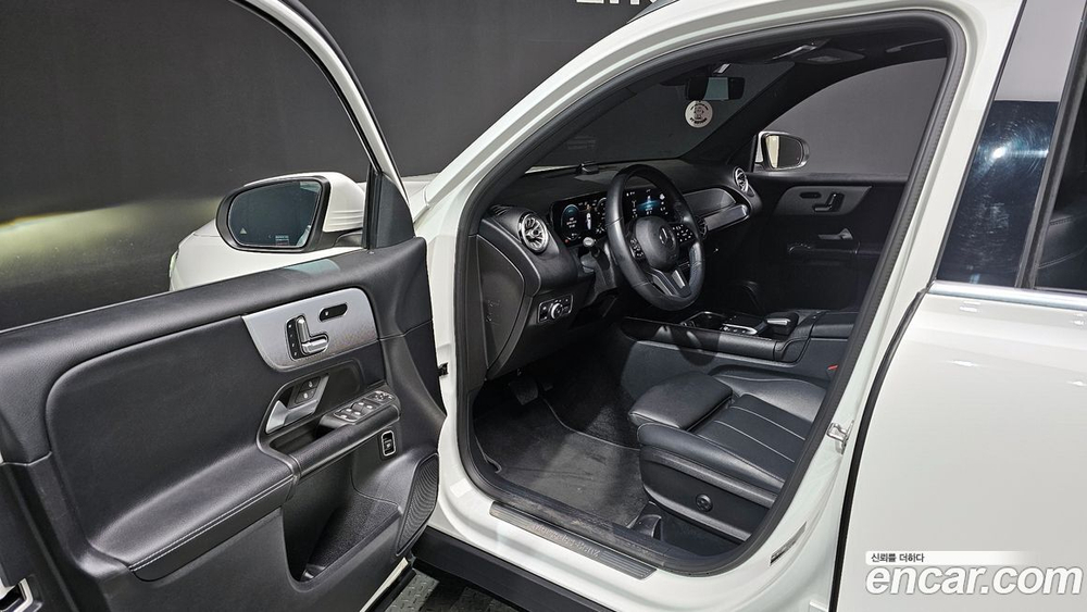 Mercedes-Benz GLB-Class X247 GLB200 d (09.2021)