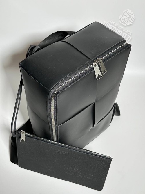 Рюкзак Bottega Veneta комплект с клатчом