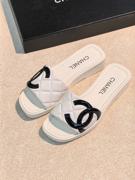 Шлепанцы Chanel