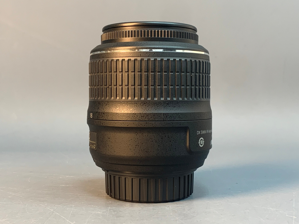 Nikon 18-55mm 3.5-5.6G AF-S VR DX