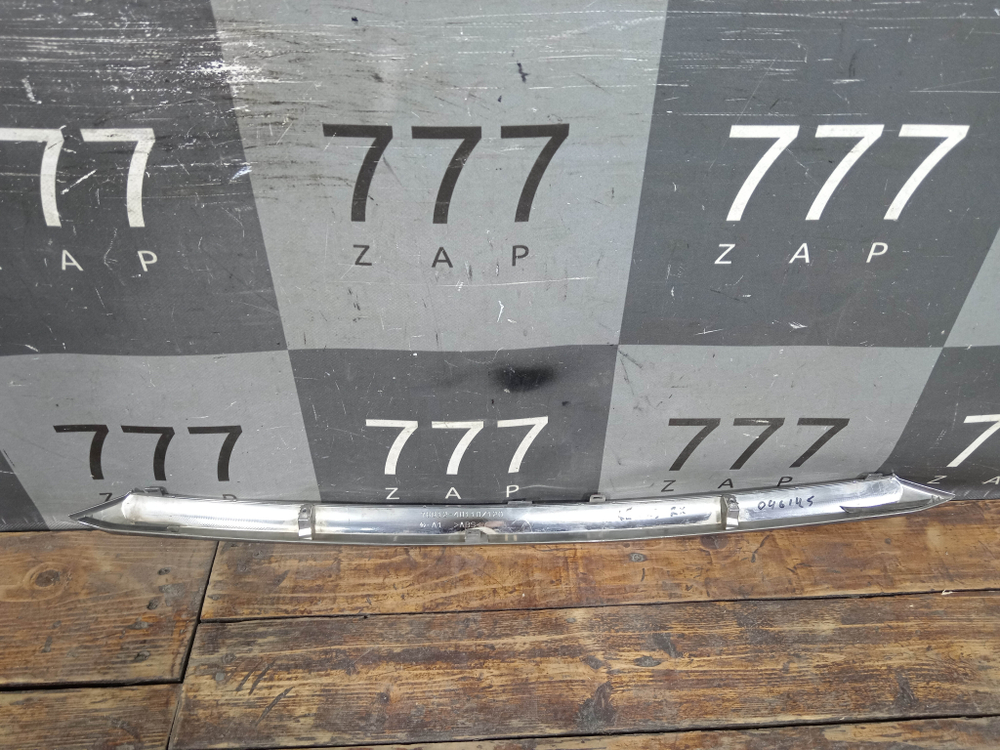 Накладка крышки багажника Lexus RX 4 15-22 Б/У Оригинал 7681248110