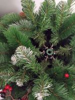 Заснеженная елка с шишками и ягодами «Очарование» (Леска+пвх) 3 м