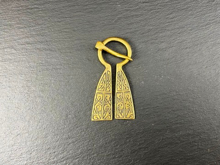 Фибула. Корелы, финны, Мордва (ЧК) 10-12 в.