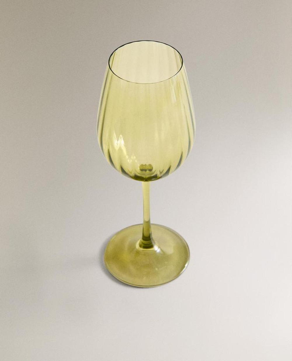 ZARA HOME БОКАЛ ДЛЯ ВИНА ИЗ КРИСТАЛИНА С ОПТИЧЕСКИМ ЭФФЕКТОМ, ЗЕЛЕНЫЙ