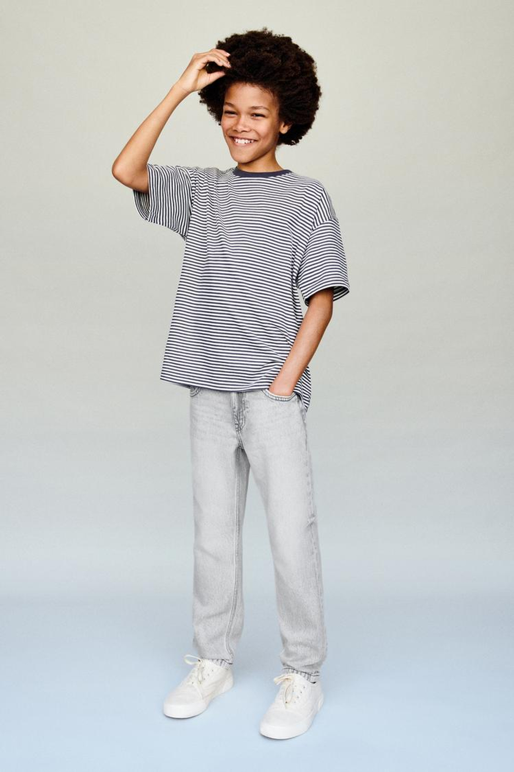 ZARA ДЖИНСЫ SLIM FIT, СЕРЫЙ