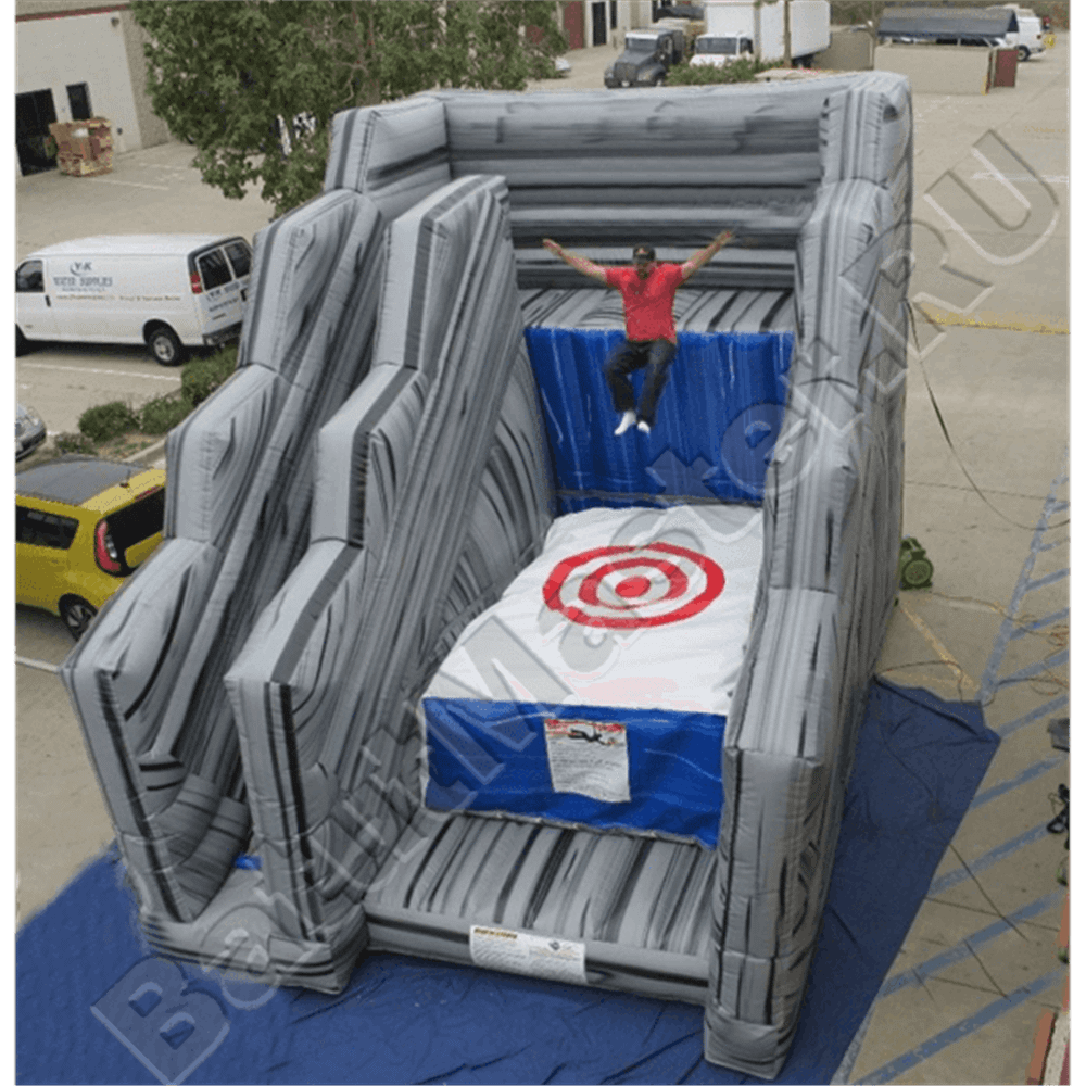 Надувная игра "Прыжок со скалы"