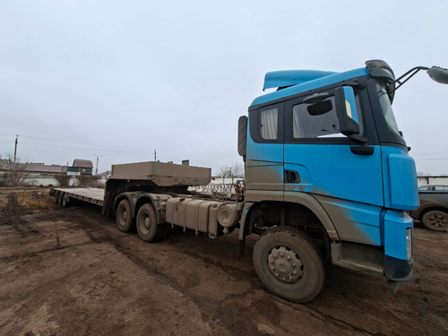 Shacman (Shaanxi) SX* 6x6 Седельный тягач SX42586W385C (Дизельный, 10,8 л, 441 л.с., МТ)