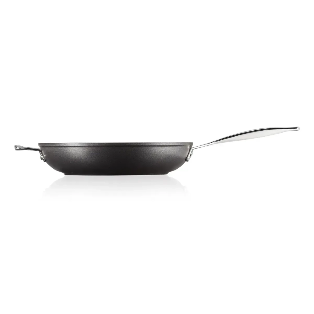 Le Creuset Сковорода PRO с антипригарным покрытием 30см.