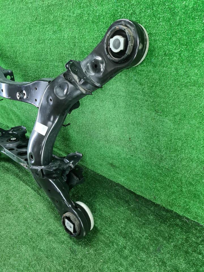 Подрамник задний Mercedes GLE V167 (2018-н.в.)