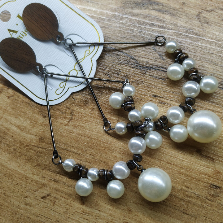 Серьги-гвоздики овал дерево подвеска бусинки металл серебристый