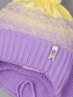 Шапка для девочки осенняя вязаная и снуд