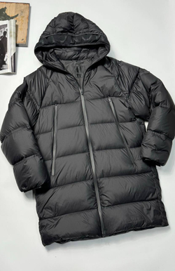 Пуховик Moncler