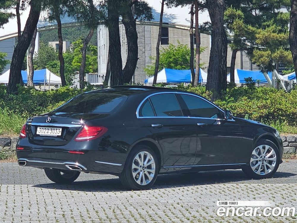 Mercedes-Benz E-Class W213 E300 4MATIC Exclusive (09.2019)