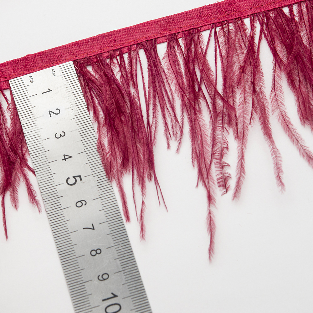 Страусиные перья на ленте, оттенок "Бургунди"