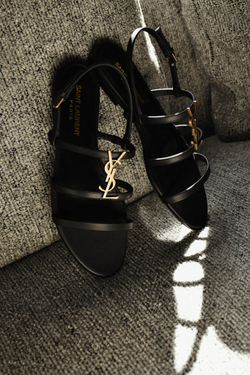 SAINT LAURENT