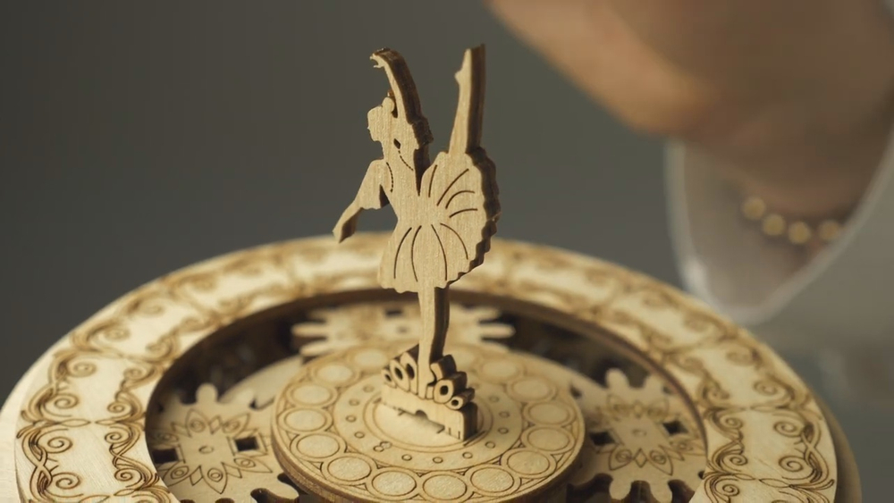 Танцующие балерины от WoodTrick Сборная модель музыкальной шкатулки - деревянный конструктор, 3D пазл
