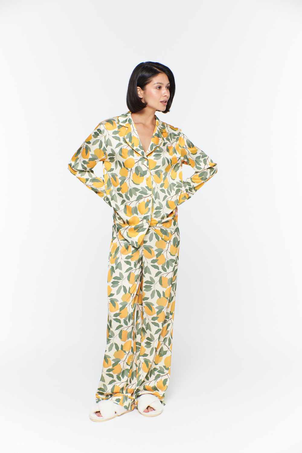 Брюки из натурального шелка с лимонами