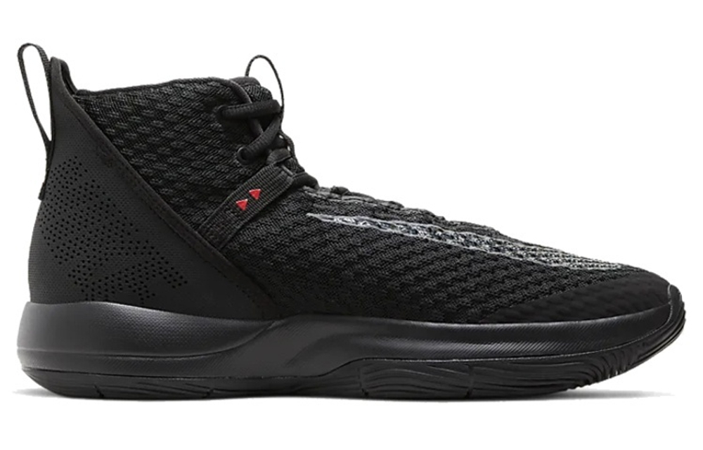 Кроссовки Nike Zoom Rize 1