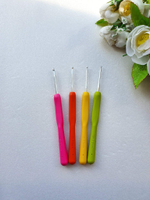 Крючок для вязания 2 мм. (алюминий, резиновая ручка)