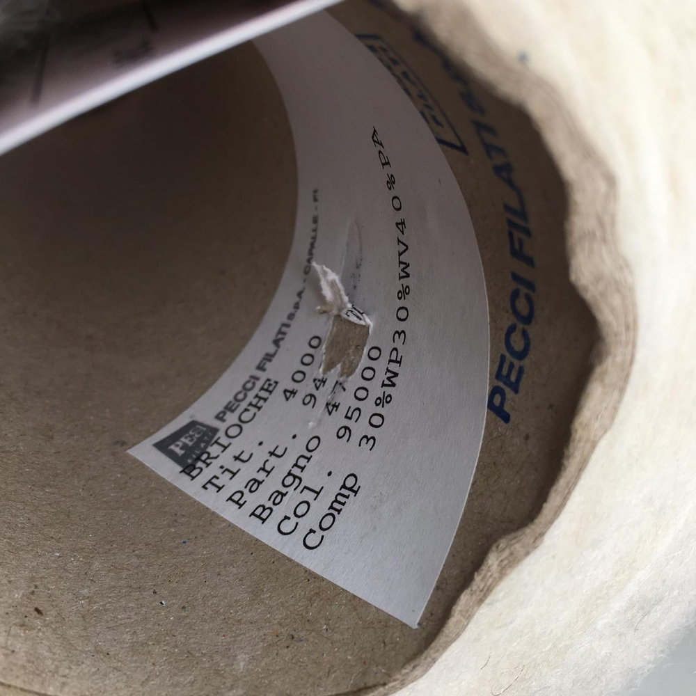 BRIOCHE Pecci Filati 30% альпака, 30% меринос, 40% п/а 400м/100гр. Молочный S125