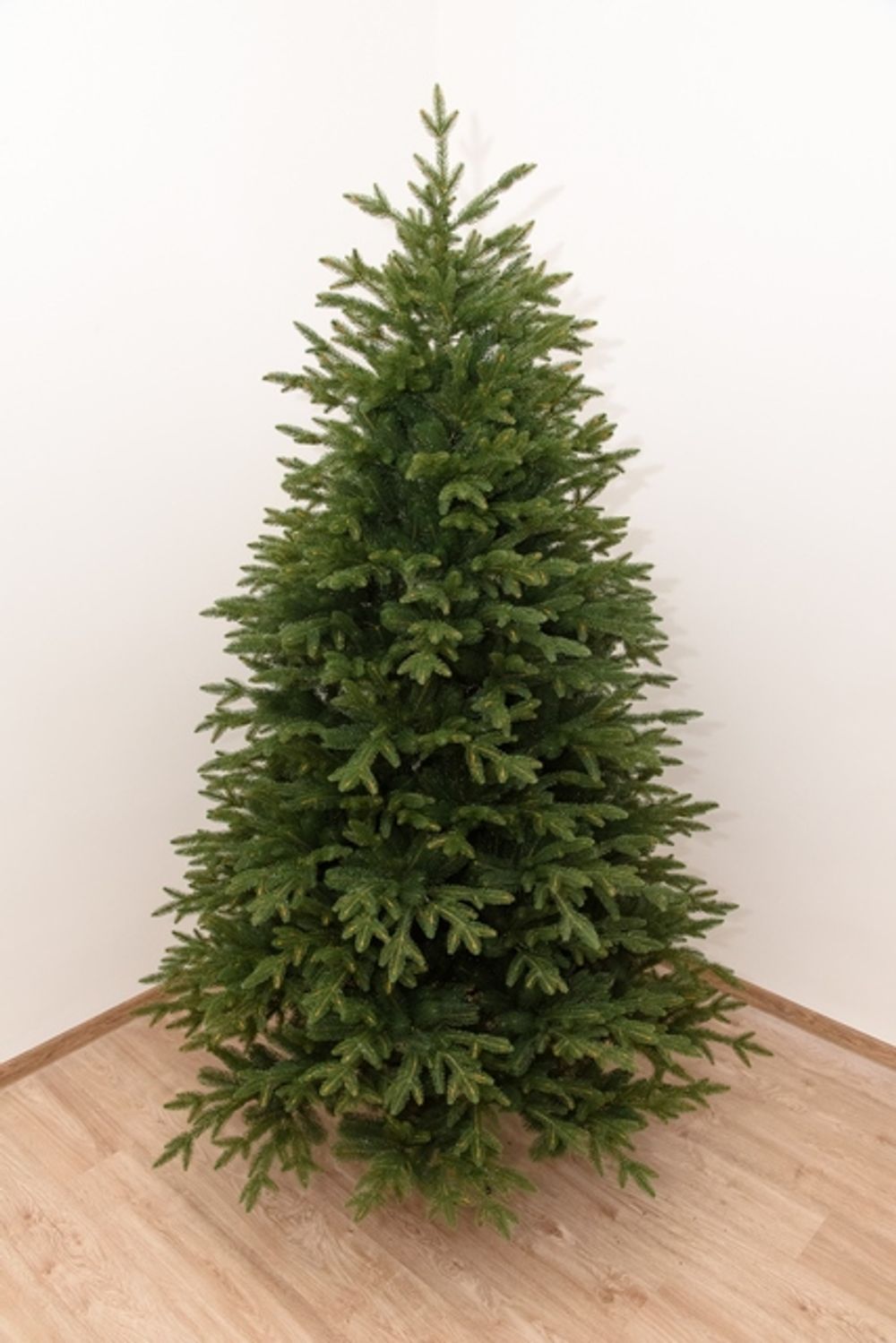 Елка с гирляндой «Эльга» (Литая хвоя) 3 м