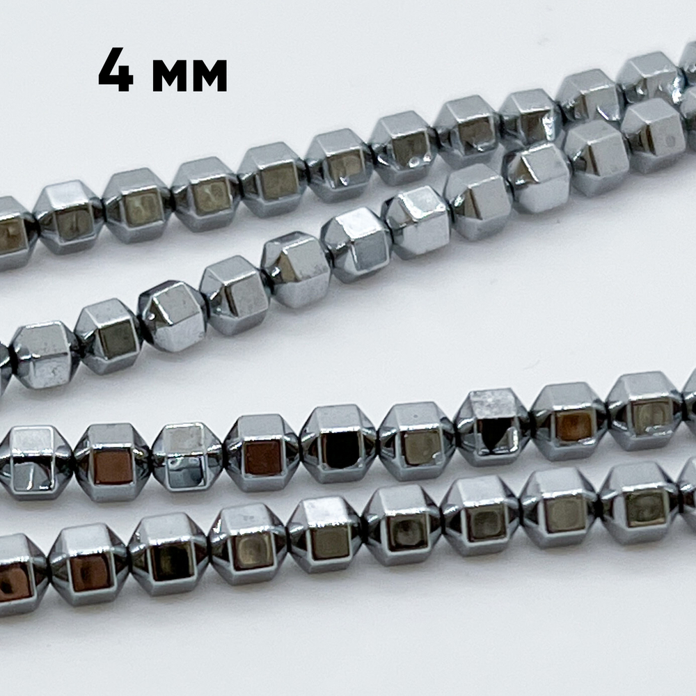 Гематит (имитация), цвет серебристый, размер около 3,8 мм, цена за 51-52 шт (1/2 нити)