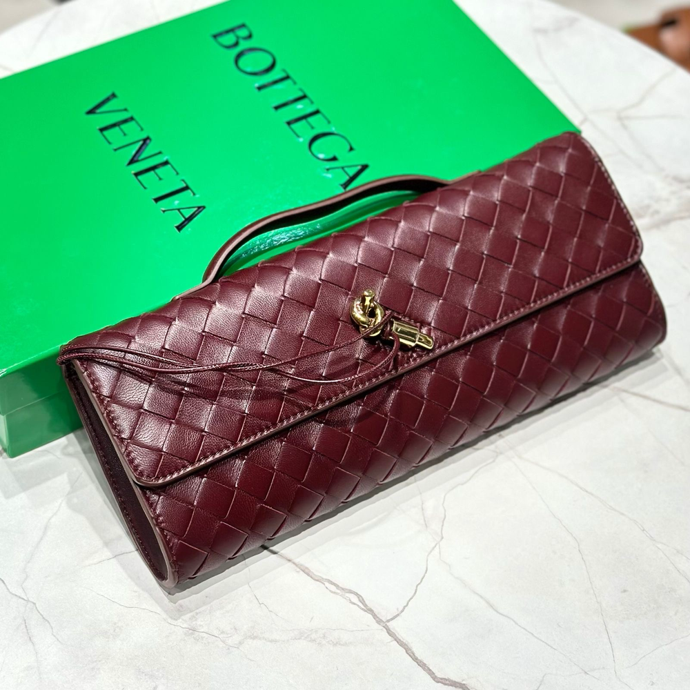 Клатч Bottega Veneta