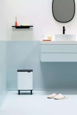 Brabantia - Контейнер для мусора Bo Touch Hi 12л белый / артикул   227240  / GTIN 8710755227240